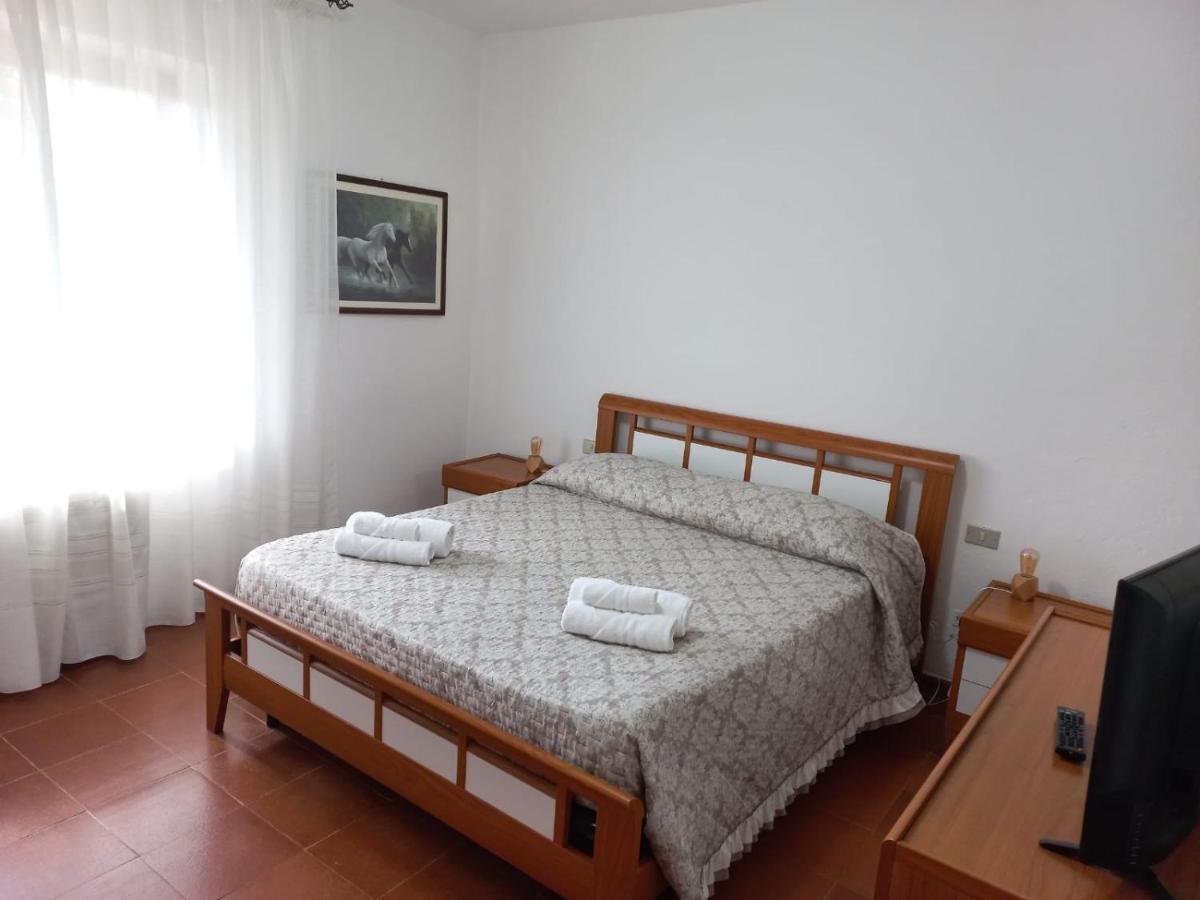 La Casa Di Nonna Romina Apartment Arzachena Bagian luar foto